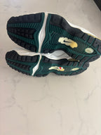 Doug Flutie Signed Nike Turf Shoes – Size 10