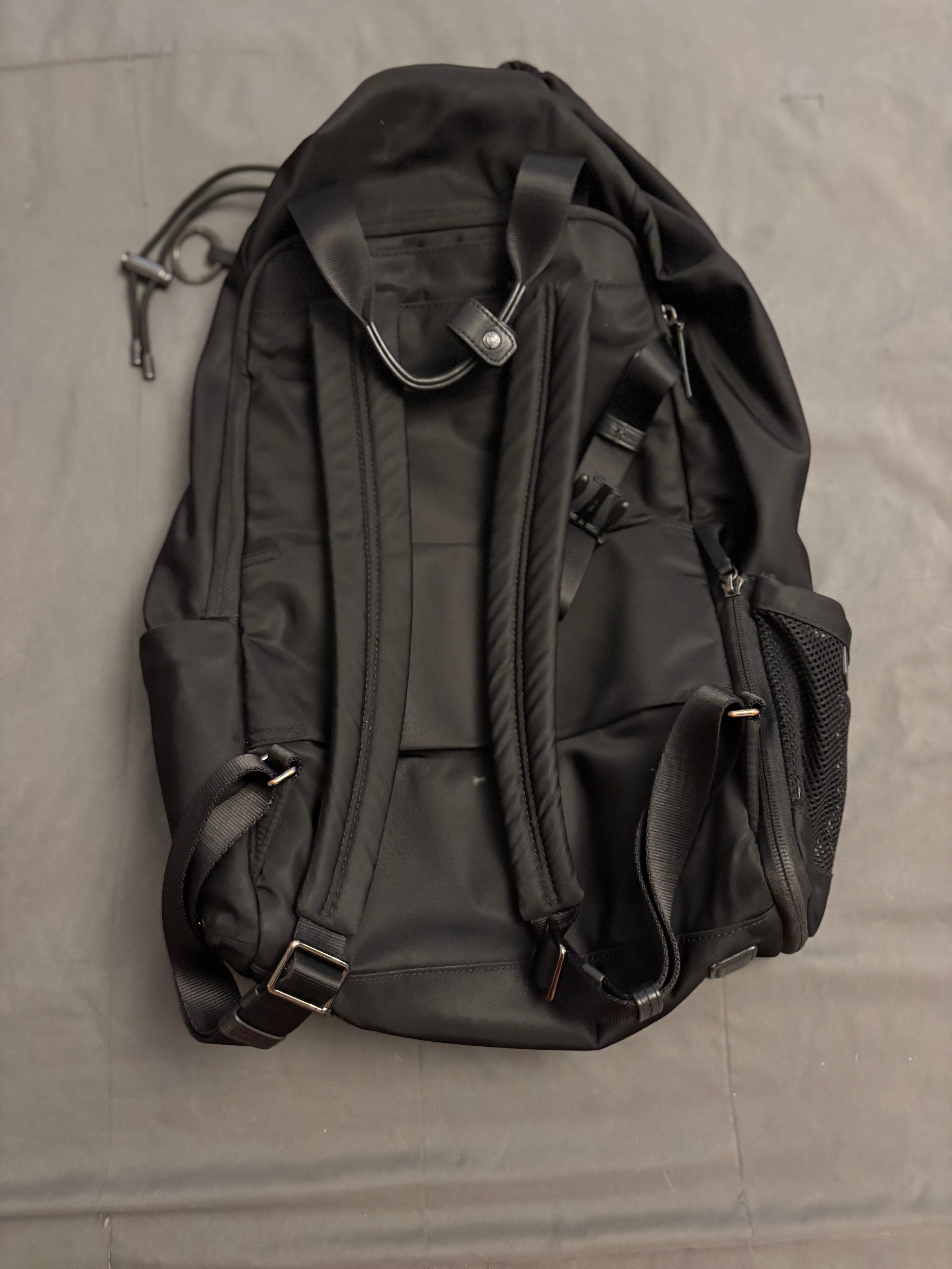 TUMI Voyageur Fern Drawstring Backpack – Black Nylon Luxury Travel Backpack